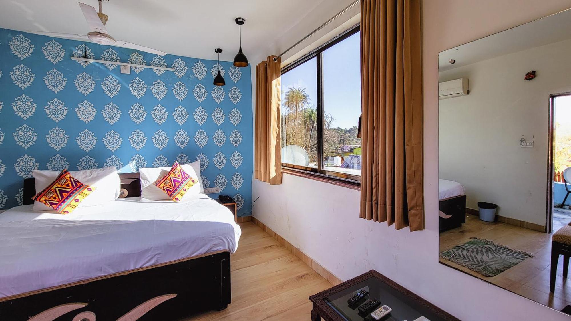 Rudraksha Inn Ābu Exteriör bild