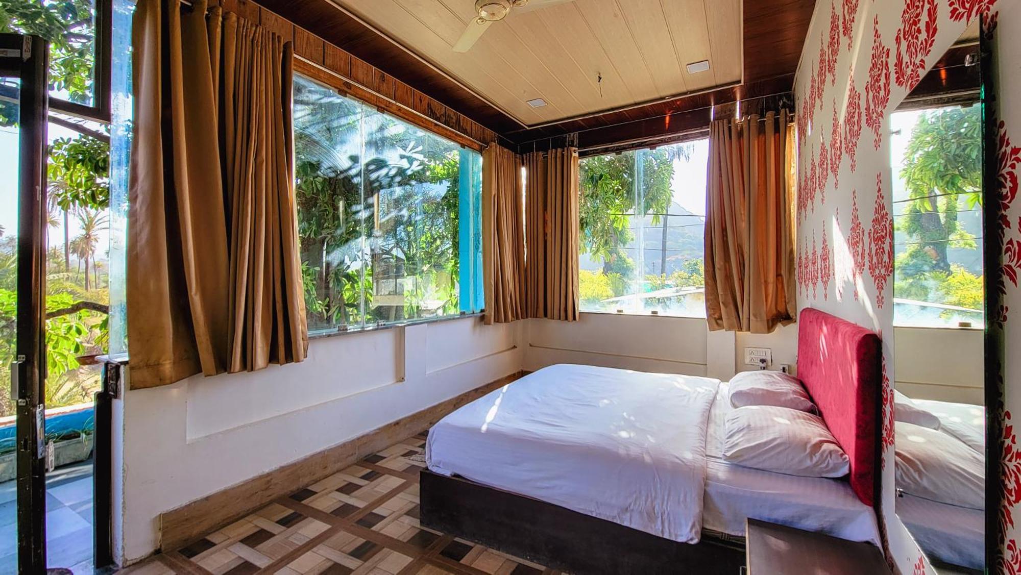 Rudraksha Inn Ābu Exteriör bild